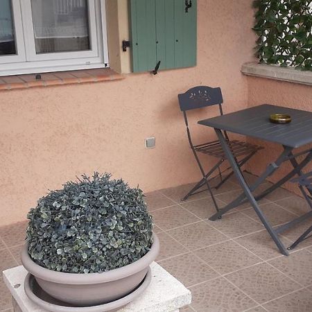 Villa Maisonnette Au Pied De La Garrigue Bernis Exterior foto